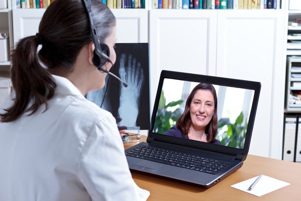 doctor meeting a patient virtually
